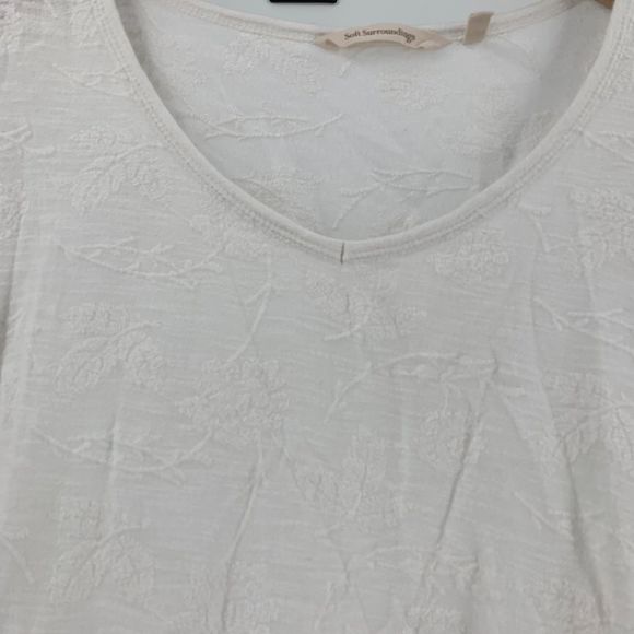 Soft Surroundings white floral embroidered long sleeve top medium - Picture 3 of 8